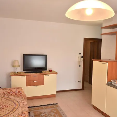 Apartment Posta Cozy Close To Venice Noale