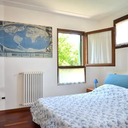 Posta Cozy Close To Venice Apartment *
